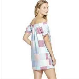 Vineyard Vines Patchwork Off the Shoulder Whale